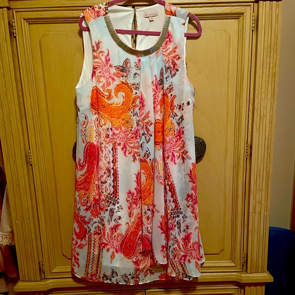 Handkerchief style look beautiful dress